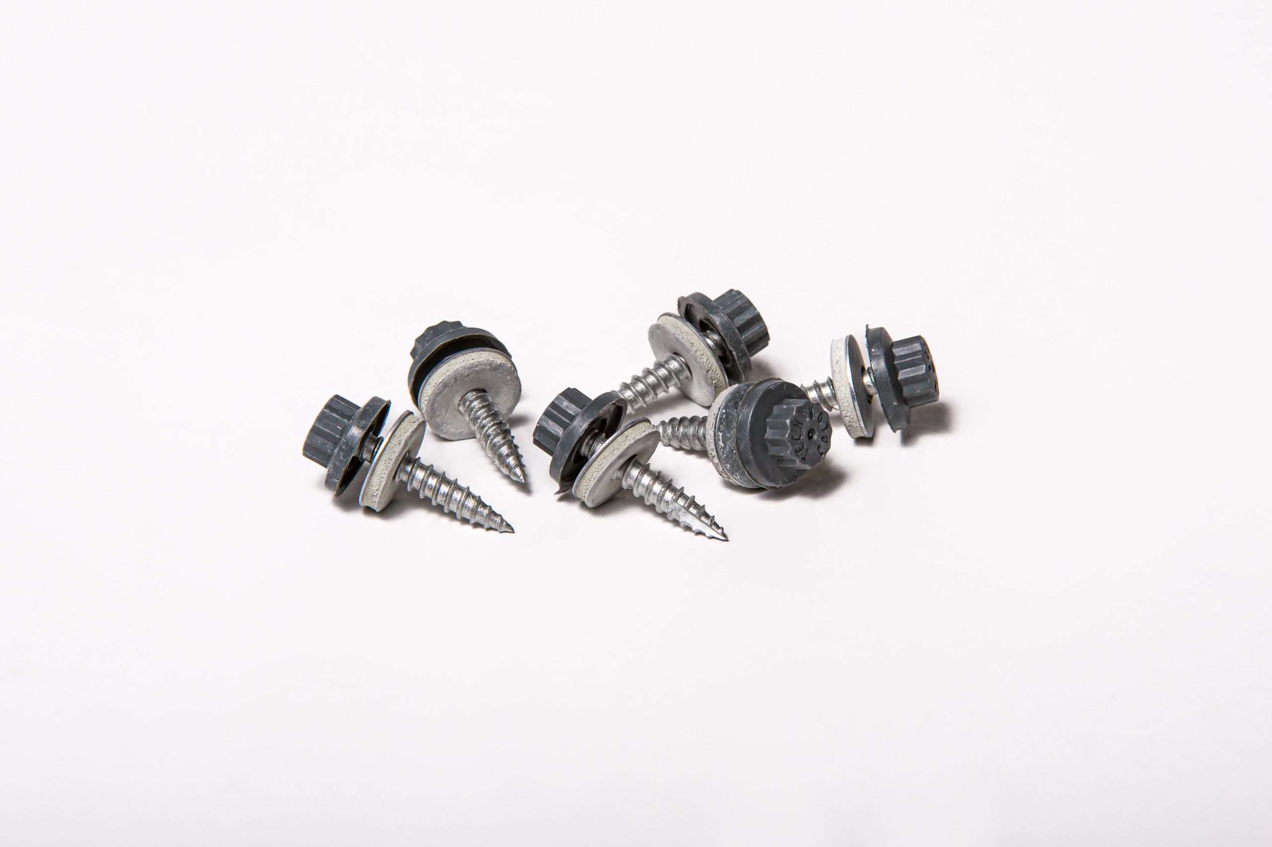 Moulded & 8mm Head Stitching Screws - Image 4